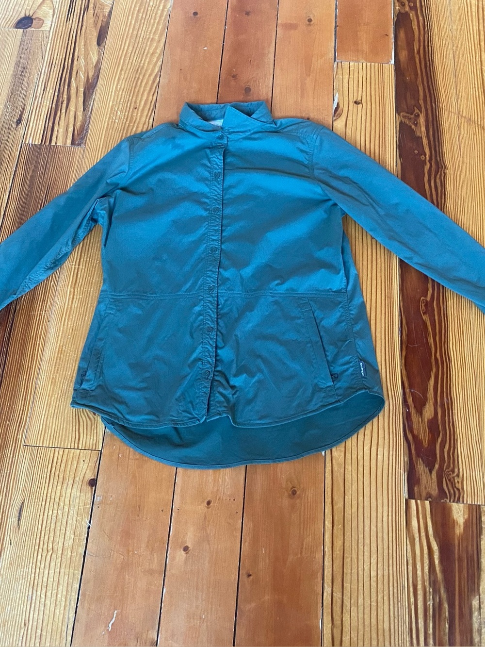 ExOfficio Women's Green Lightweight Full Snap Button Utility Shirt Jacket
